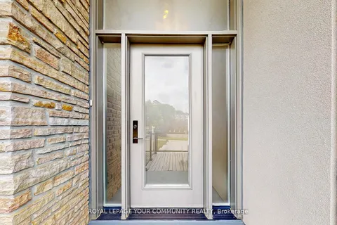 29 Manadon Drive, ON M2M 1W8