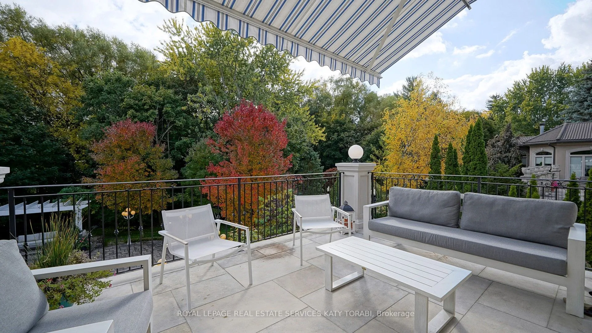 101 Forest Heights Boulevard, ON M2L 2K7