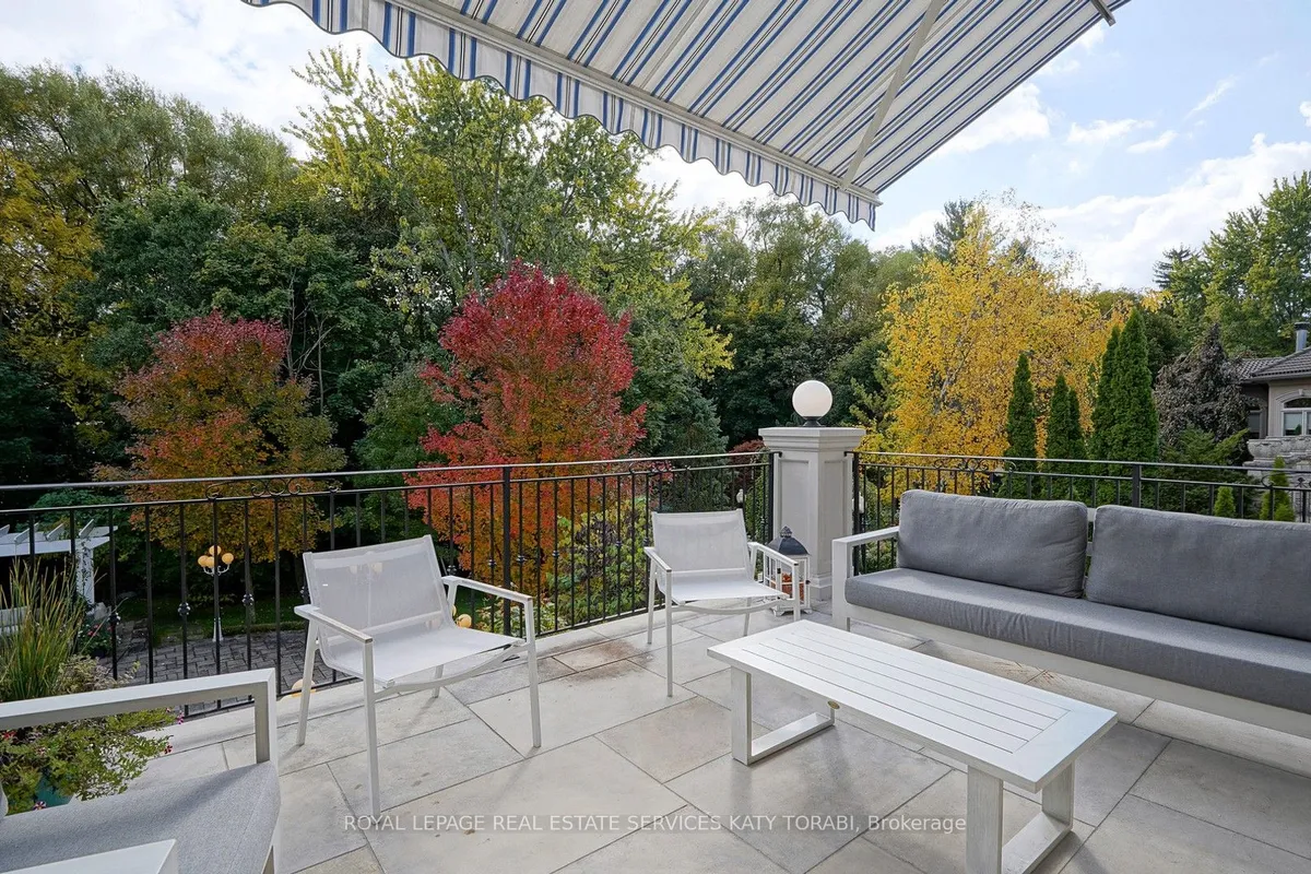 101 Forest Heights Boulevard, ON M2L 2K7