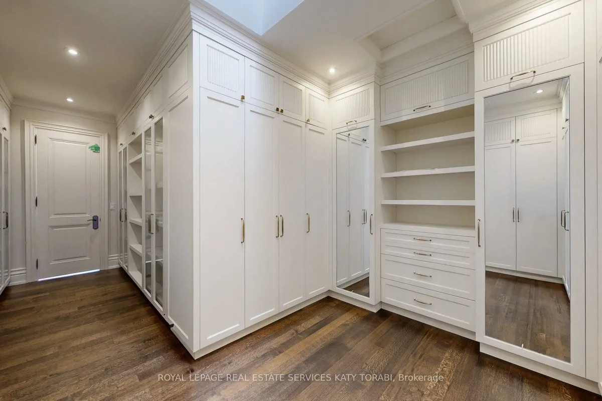 101 Forest Heights Boulevard, ON M2L 2K7