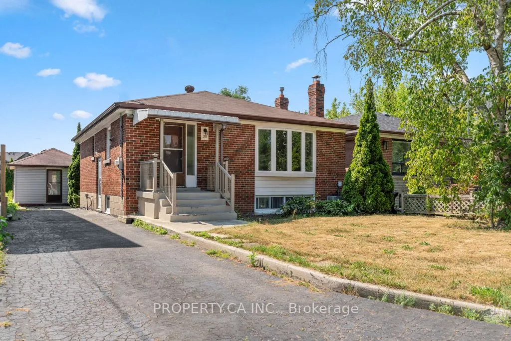 35 Farrell Avenue, ON M2R 1C7
