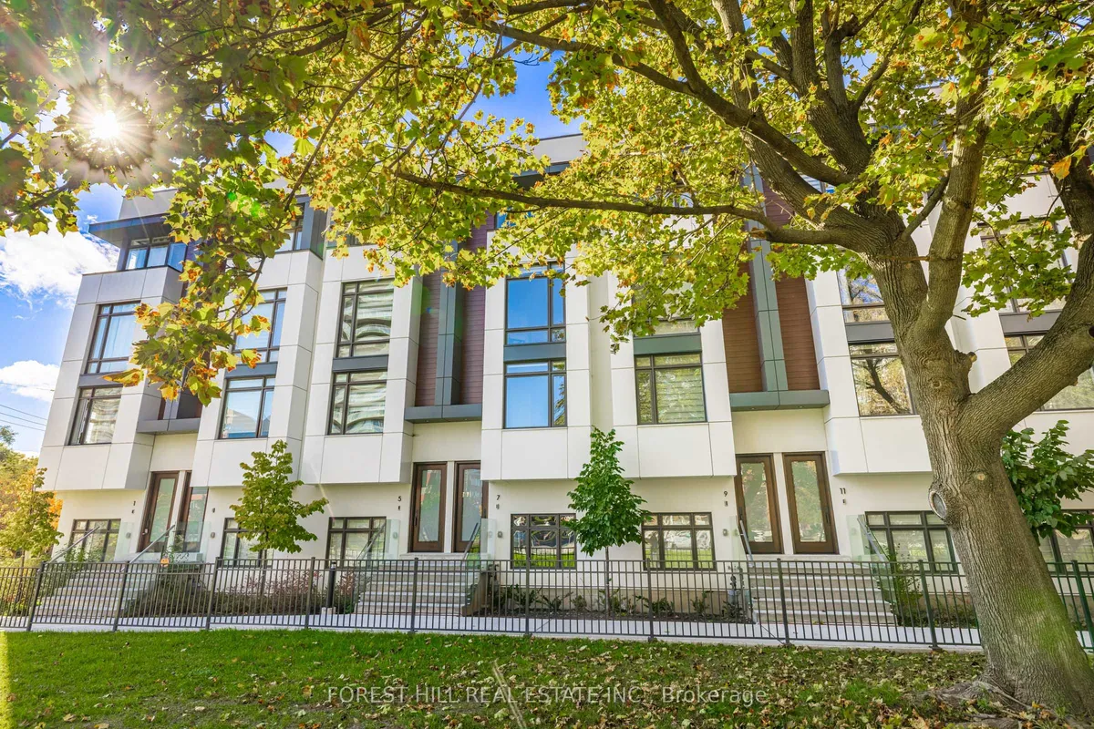 7 Flax Field Lane, ON M2N 0L5