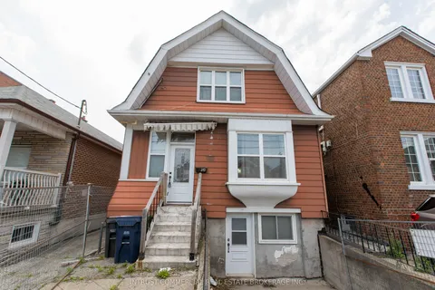 464 Oakwood Avenue, ON M6E 2W6