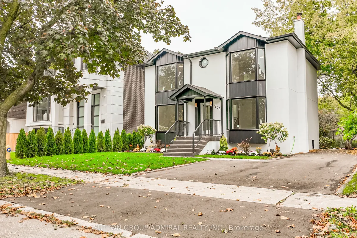 208 Homewood Avenue, ON M2M 1K6