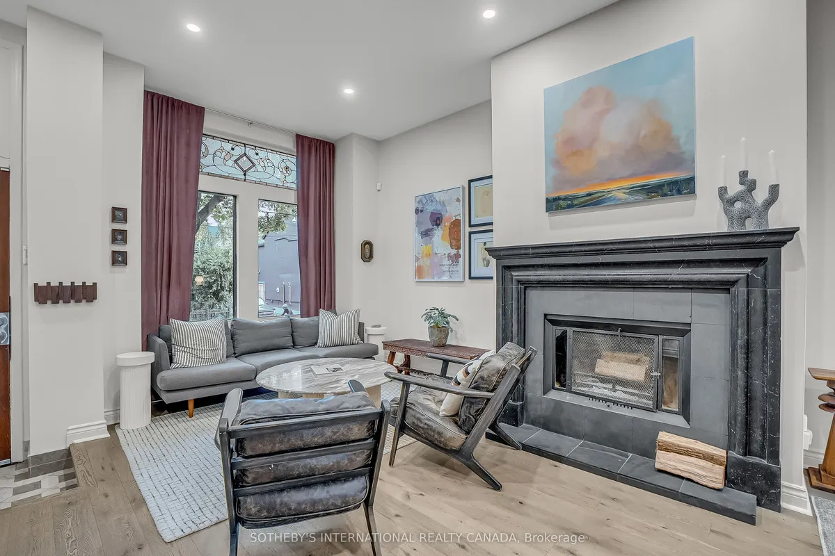 106 Sumach Street, ON M5A 3J9