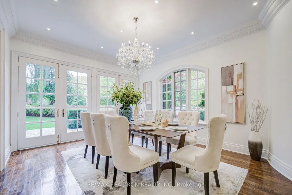 7 Legacy Court, ON M2L 2Y7