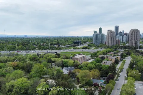 225 Old Yonge Street, ON M2P 1R5