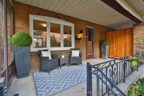 20 Winona Drive, ON M6G 3S6