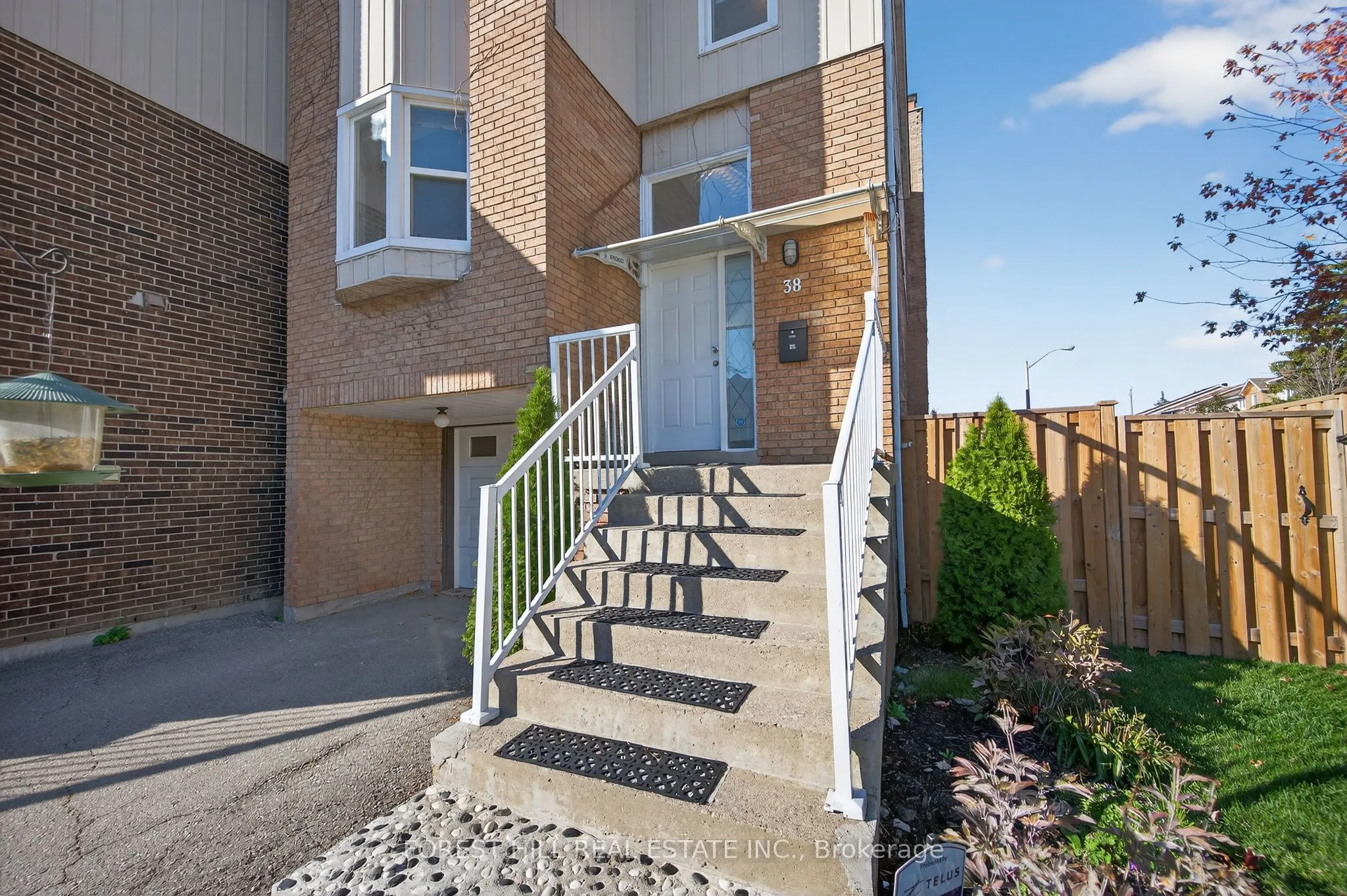 38 Carnival Court, ON M2R 3T8