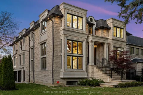 298 Hollywood Avenue, ON M2N 3L2