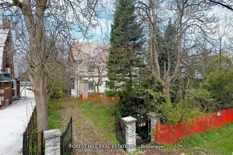 132 Blythwood Road, ON M4N 1A4