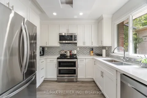 173 Torresdale Avenue, ON M2R 3E3