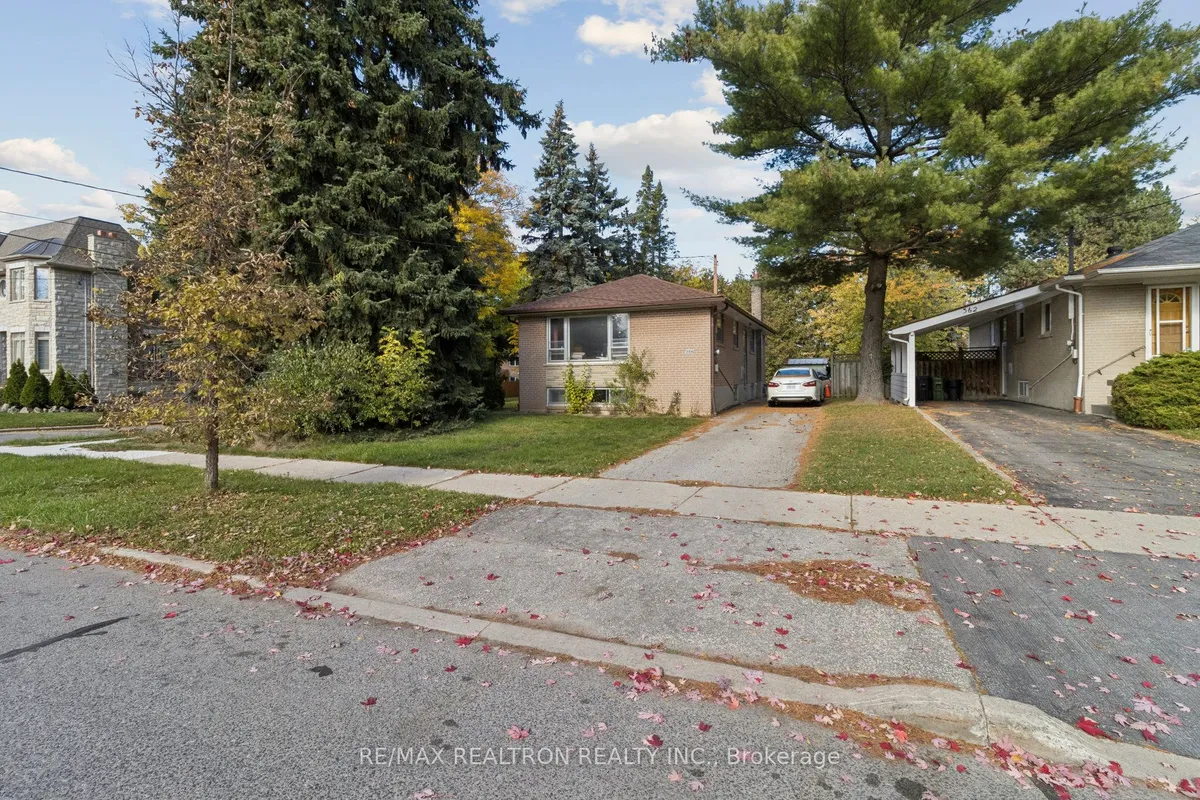 364 Patricia Avenue, ON M2R 2M7