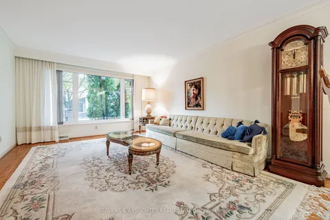 84 Charlton Boulevard, ON M2M 1B9