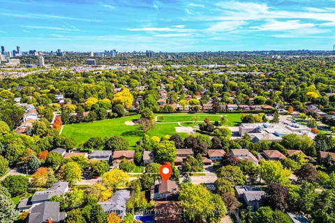 36 Cheval Drive, ON M3B 1R6