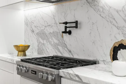 338A Horsham Avenue, ON M2R 1G6