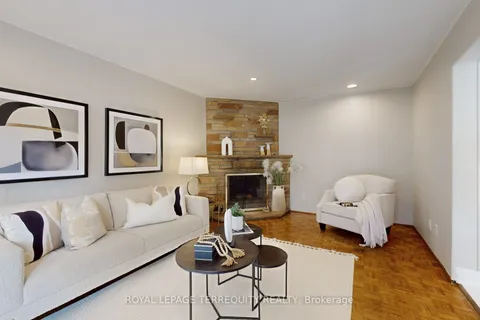 41 Beardmore Crescent, ON M2K 2P3