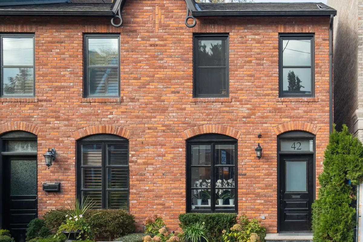 42 Berryman Street, ON M5R 1M6