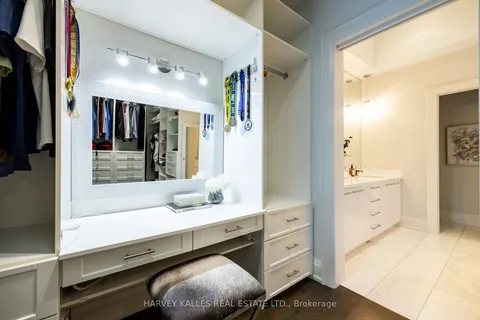 14 Sulgrave Crescent, ON M2L 1W6