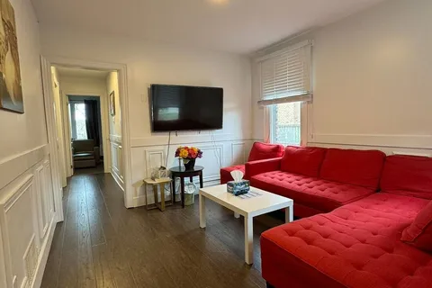 203 Drewry Avenue, ON M2M 1E3