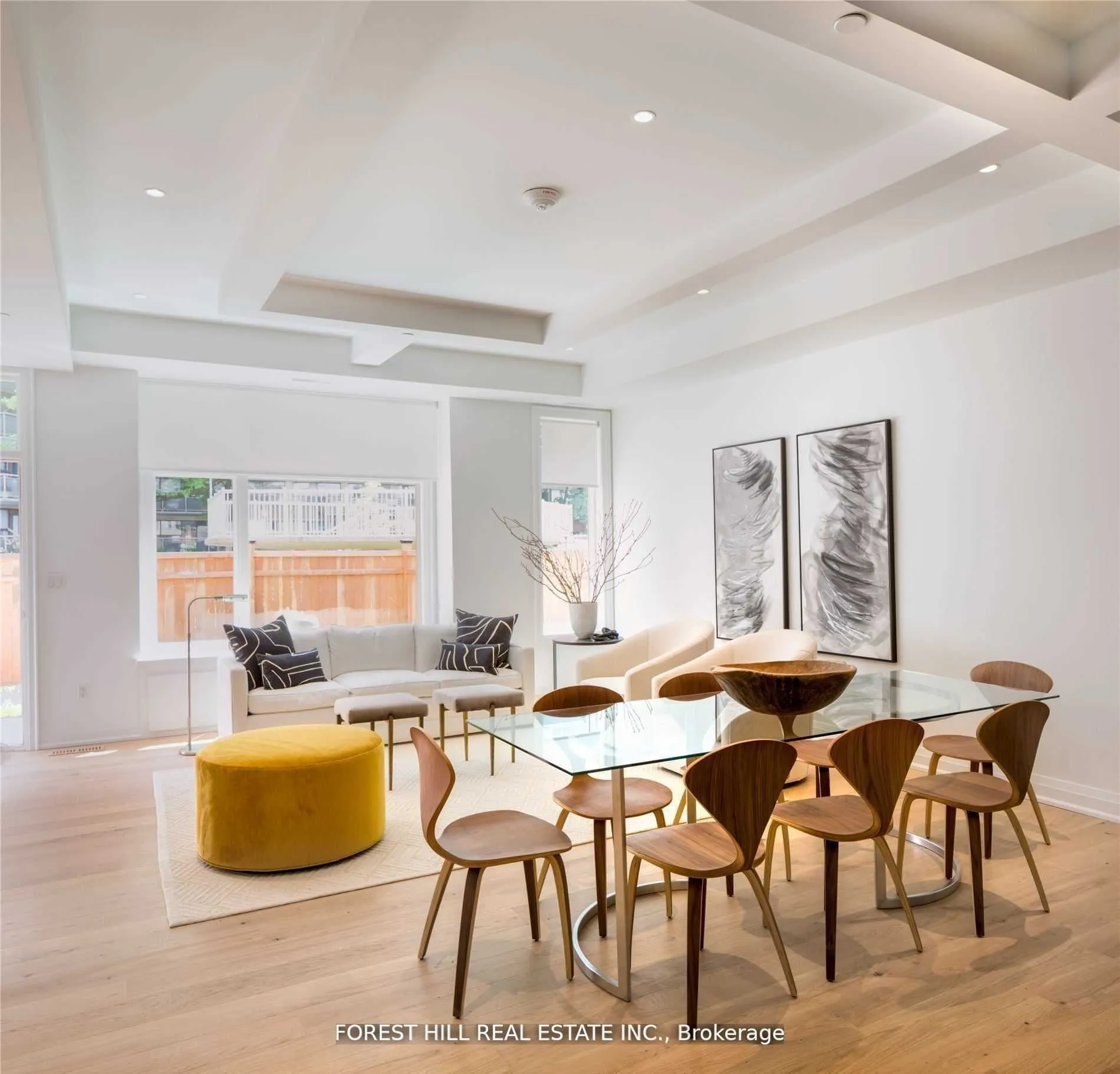 23C Lascelles Boulevard, ON M4V 2C1