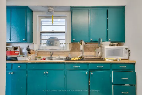 336 Hillcrest Avenue, ON M2N 3P6