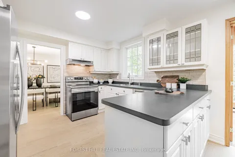 37 Abbeywood Trail, ON M3B 3B4