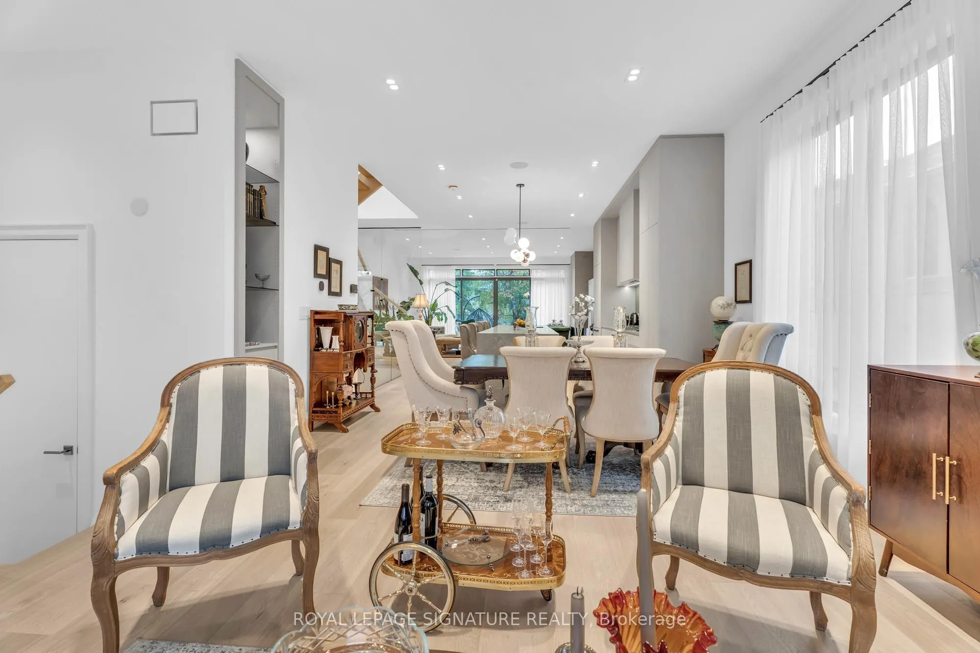 171 Elmwood Avenue, ON M2N 3M3