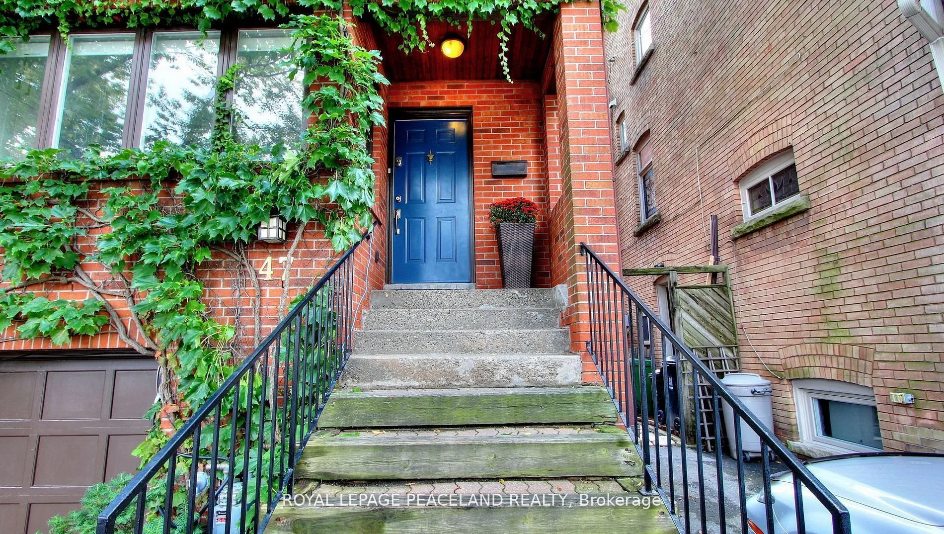 47 Melgund Road, ON M5R 2A1