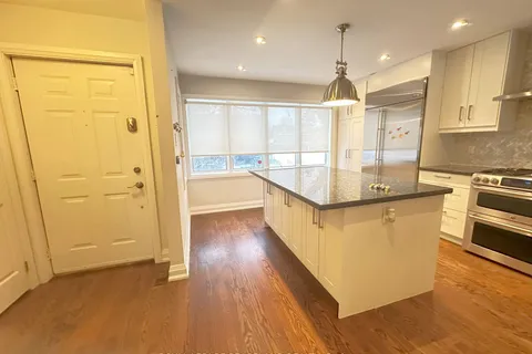 47 Melgund Road, ON M5R 2A1