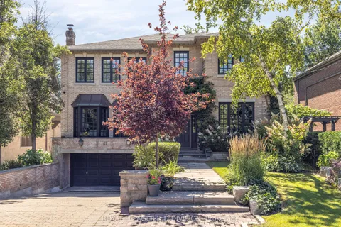 27 Bayview Wood, ON M4N 1R8