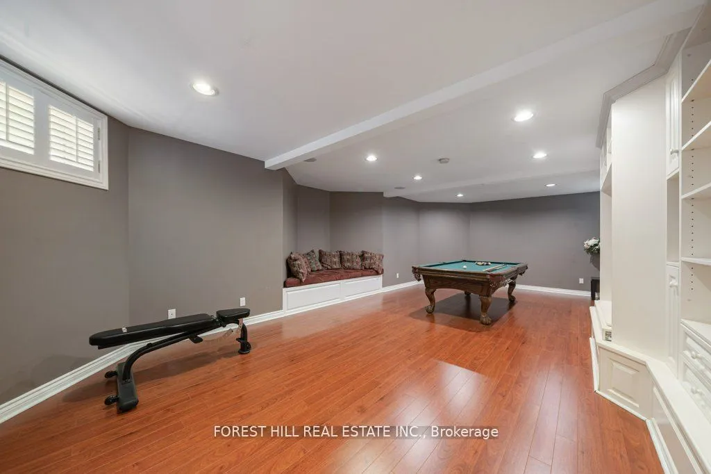 82 Brooke Avenue, ON M5M 2J9