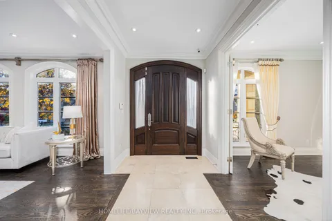 208 Holmes Avenue, ON M2N 4N1