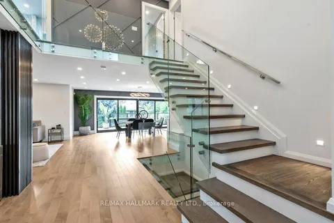 3 Averdon Crescent, ON M3A 1P4