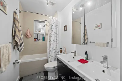 396 Roxton Road, ON M6G 3R2