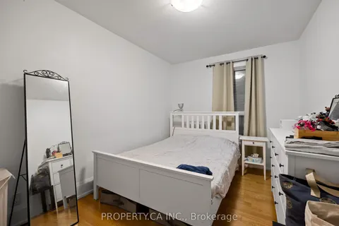 396 Roxton Road, ON M6G 3R2