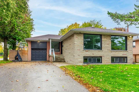 62 Cocksfield Avenue, ON M3H 3S6