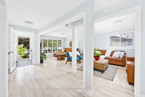 168 Kingslake Road, ON M2J 3G3