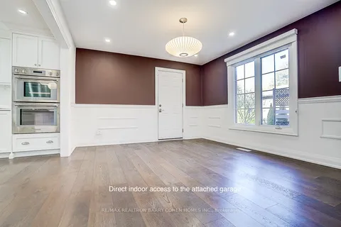 11 Elkpath Avenue, ON M2L 2V9