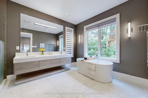 46 Elmsthorpe Avenue, ON M5P 2L7