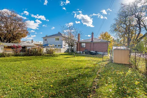 194 Pleasant Avenue, ON M2M 1M3