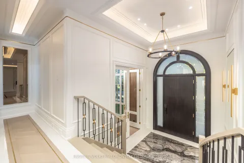 47 Danville Drive, ON M2P 1J2