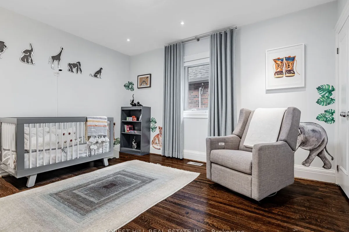 582 Briar Hill Avenue, ON M5N 1M9