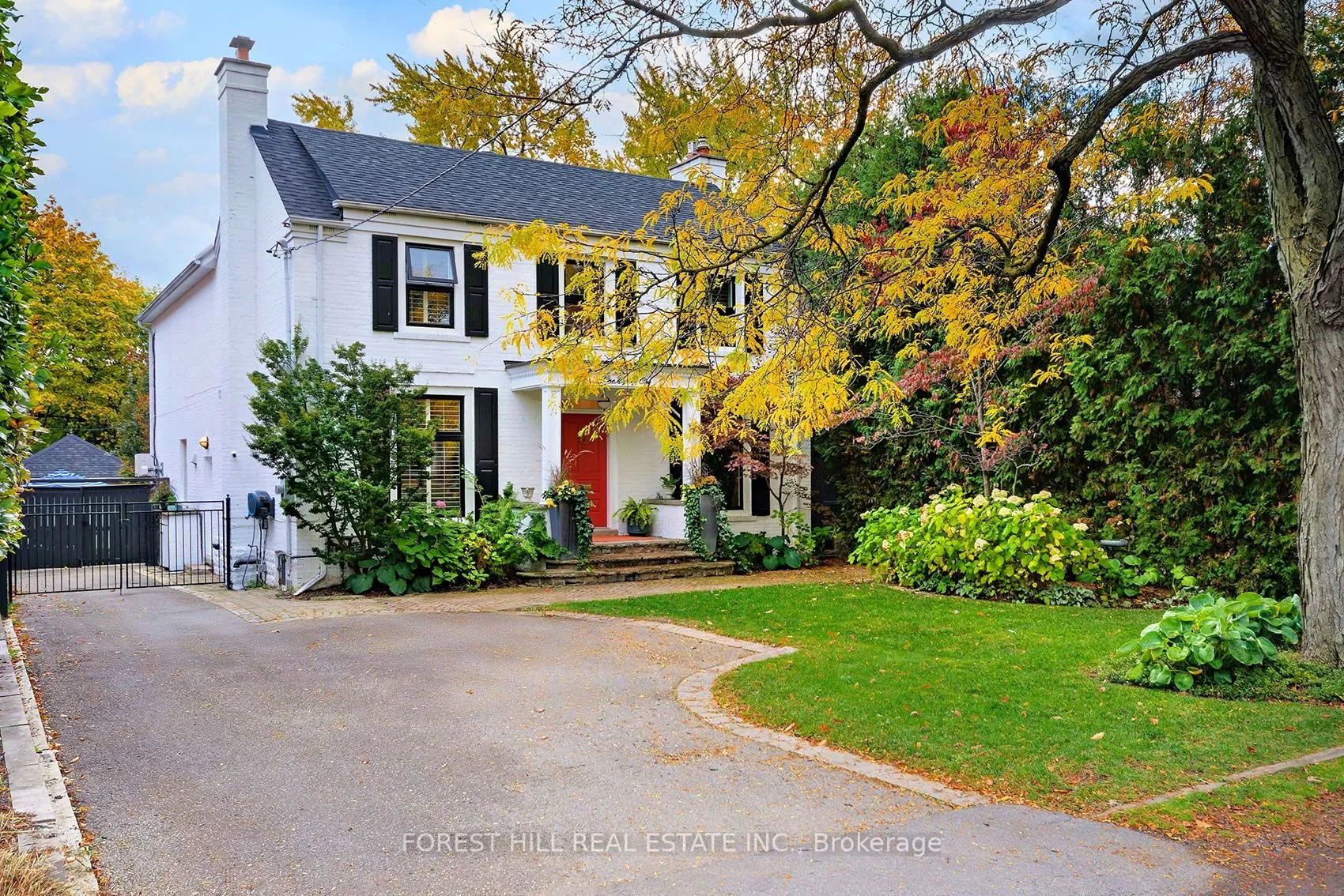 181 Hillhurst Boulevard, ON M5N 1P1