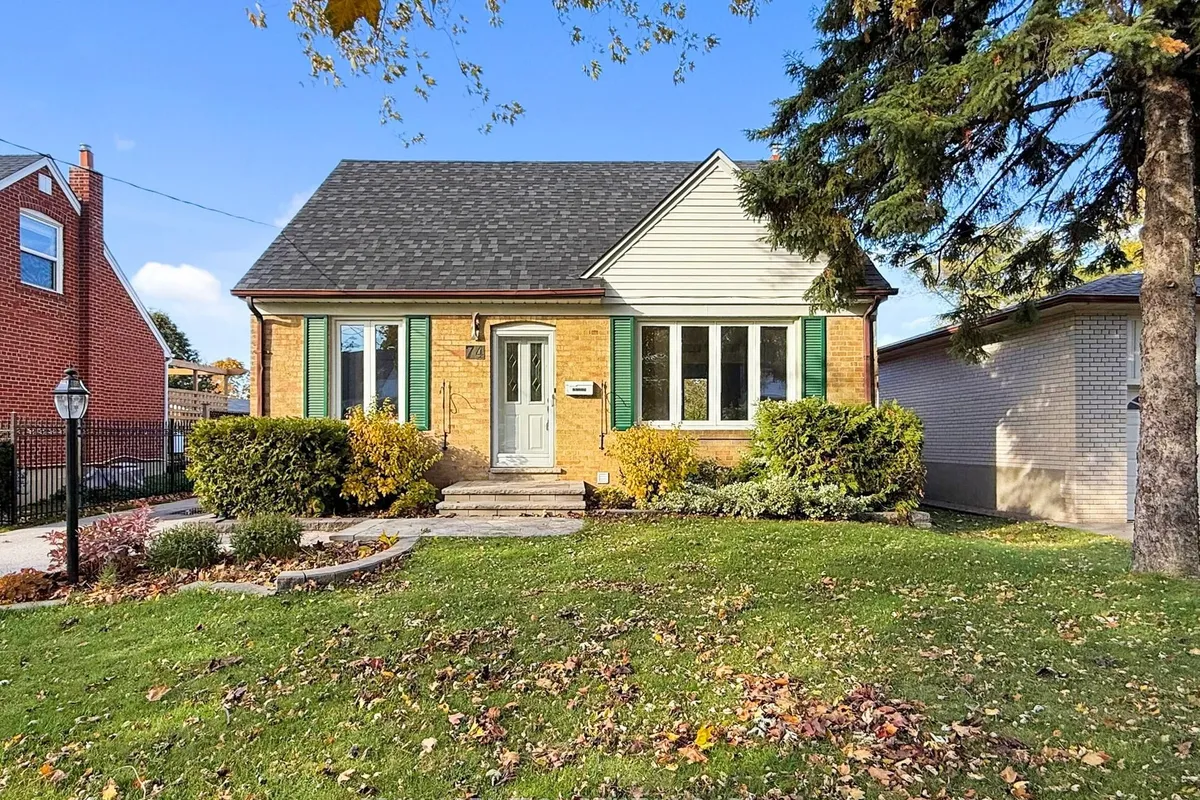 74 Goulding Avenue, ON M2M 1L2
