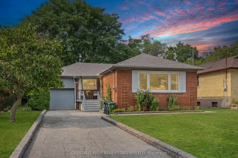 16 Everingham Court, ON M2M 2J5