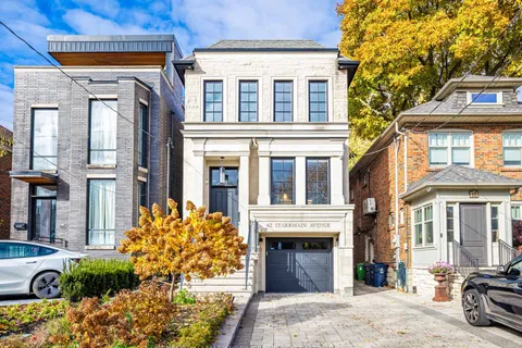 62 St Germain Avenue, ON M5M 1V8