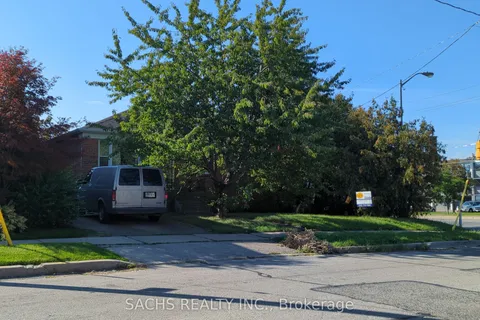 447 Horsham Avenue, ON M2R 1H3