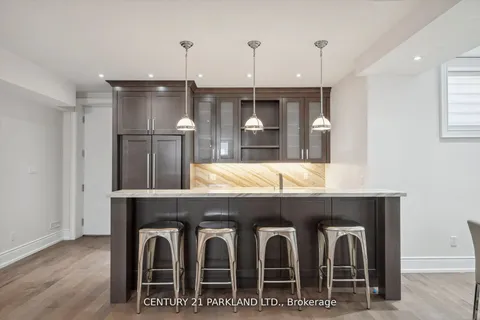 337 Kingsdale Avenue, ON M2N 3X7