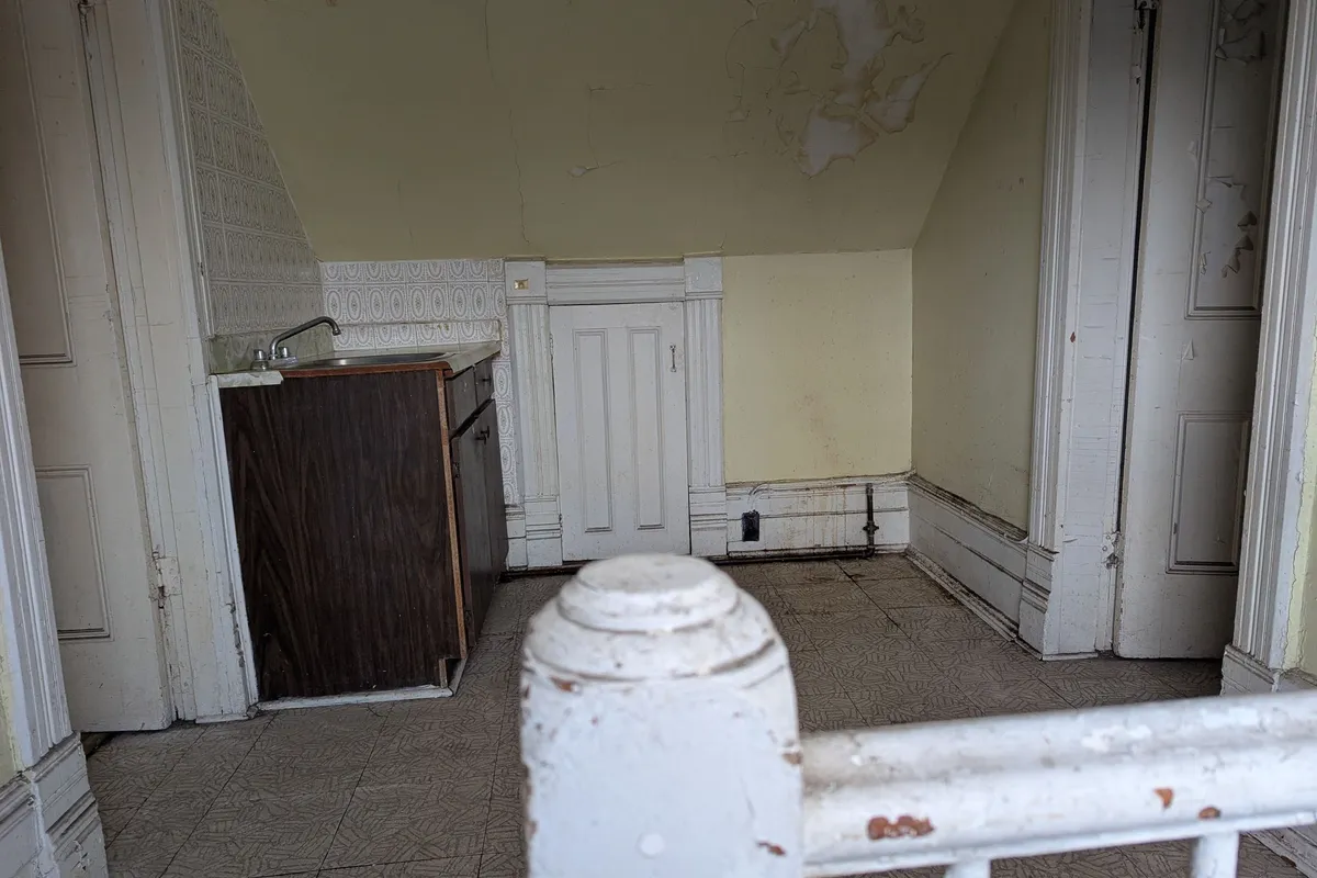 529 Gladstone Avenue, ON M6H 3J1